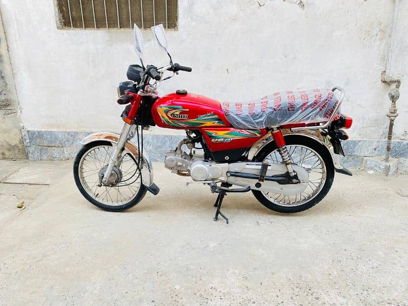 United 70cc  2023Model total original  8000km use just Best for 2024 0