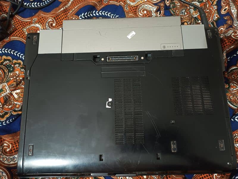 Dell Latitude E6410 - Slightly Used Laptop for Sale 4