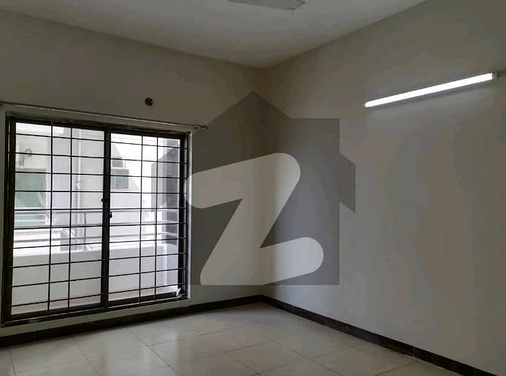 12 Marla Flat For rent In Askari 7