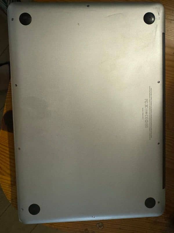 Apple Macbook Pro mid 2012 1