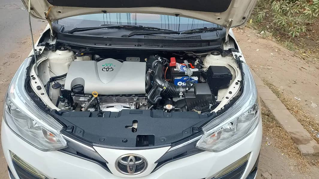 Toyota Yaris 2021 1.3 ATIV 13