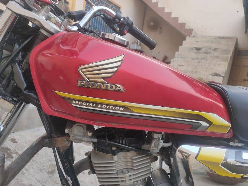 Honda CG125 SE model 2021/22 3