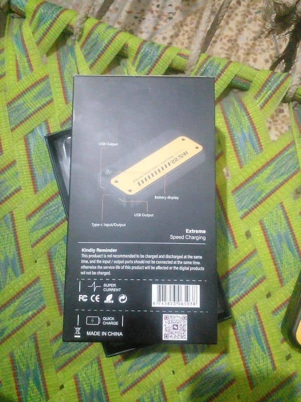 power bank 20000 amp 2