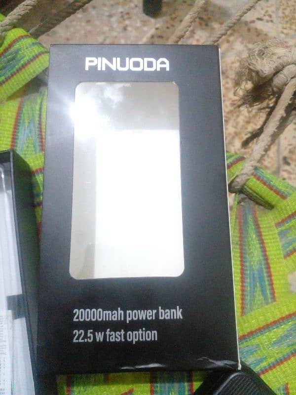 power bank 20000 amp 3