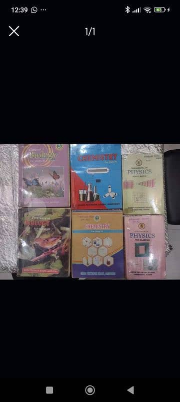 Intermediate Pre-medical books 0