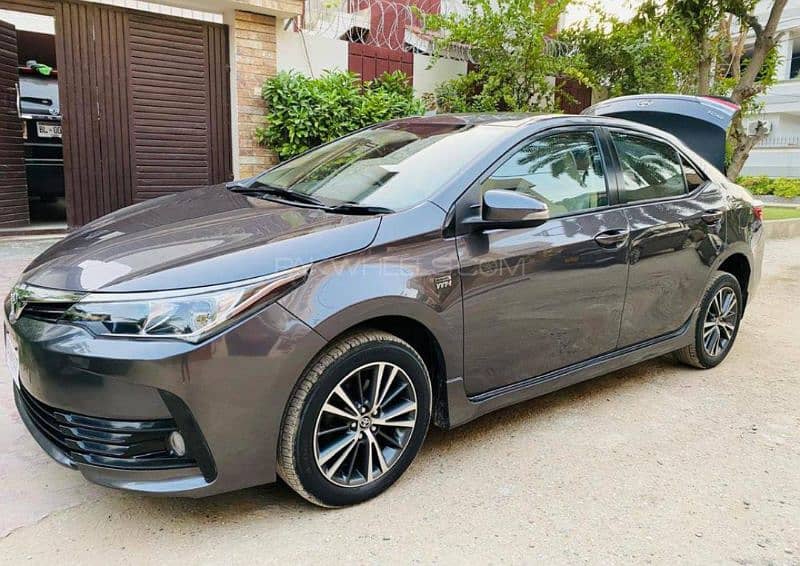 Toyota Corolla Altis 2019 3