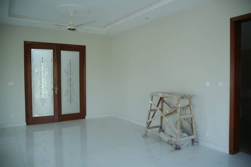 A 32 Kanal Farm House Located In Wagha Town Is Available For sale 7