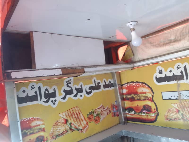 burger and roll paratha stall available 7