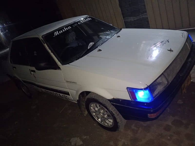 Toyota corolla model 1985 import 1997.  con 03216454051 4