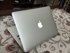 Macbook