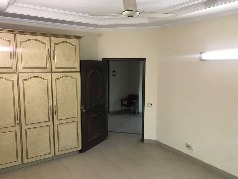 One Kanal Upper Portion For Rent 5