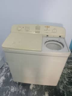 super asia washish machine and dryer very good conditions