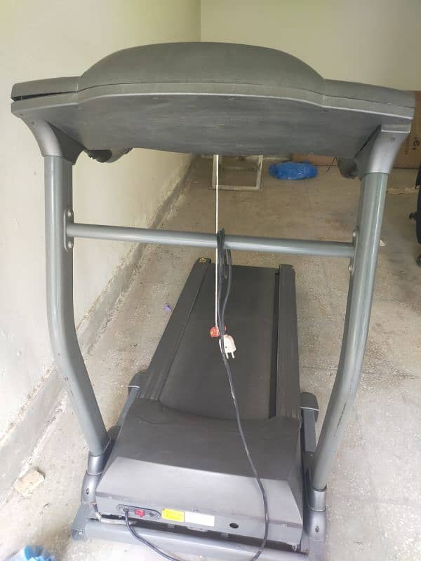 health fitness treadmill (hi-fi model) 3