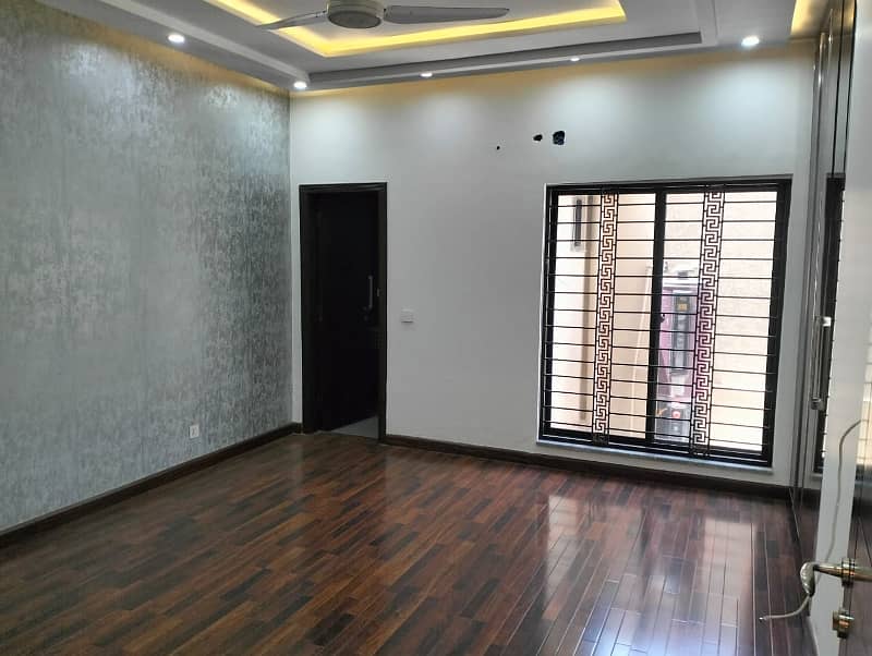 10 Marla House For Sale In Paragon City Lahore 43