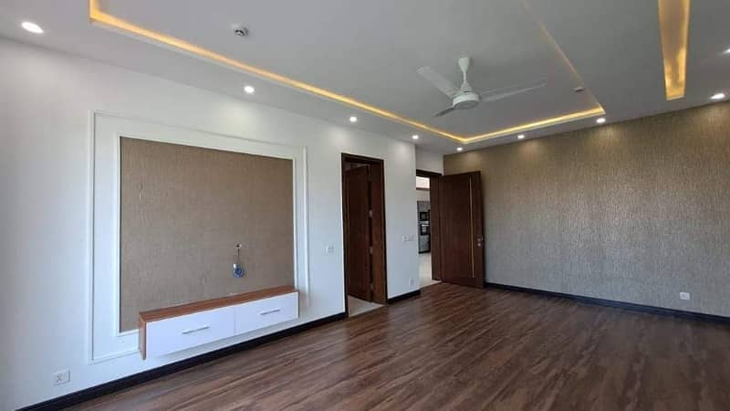 1 kanal used well maintained house for rent in dha phase 4 27