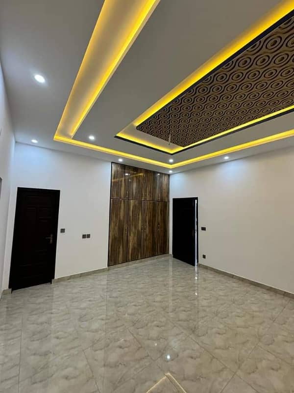 1 kanal used well maintained house for rent in dha phase 4 19