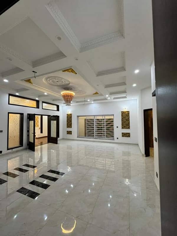 1 kanal used well maintained house for rent in dha phase 4 21