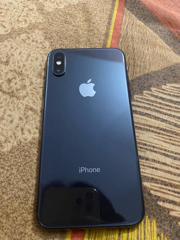 Iphone XS Factory unlocked 10