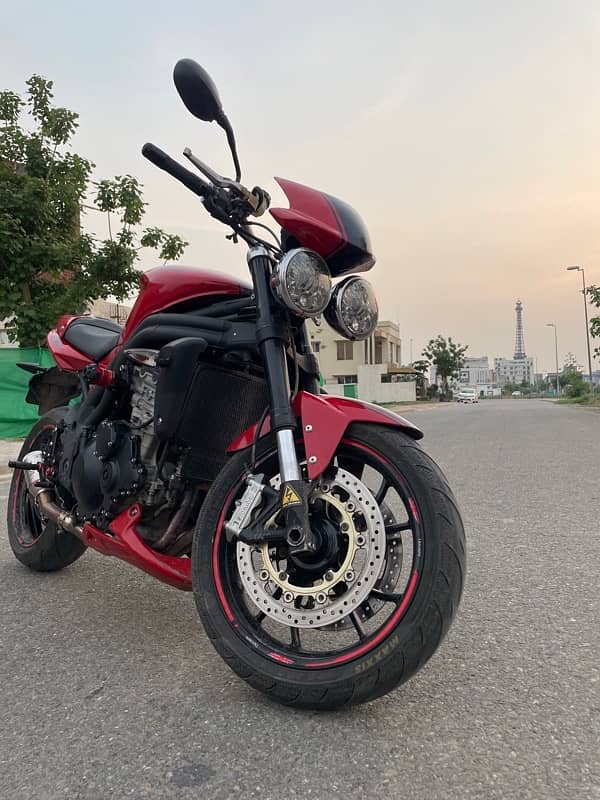 Triumph 1050 Speed Triple 6