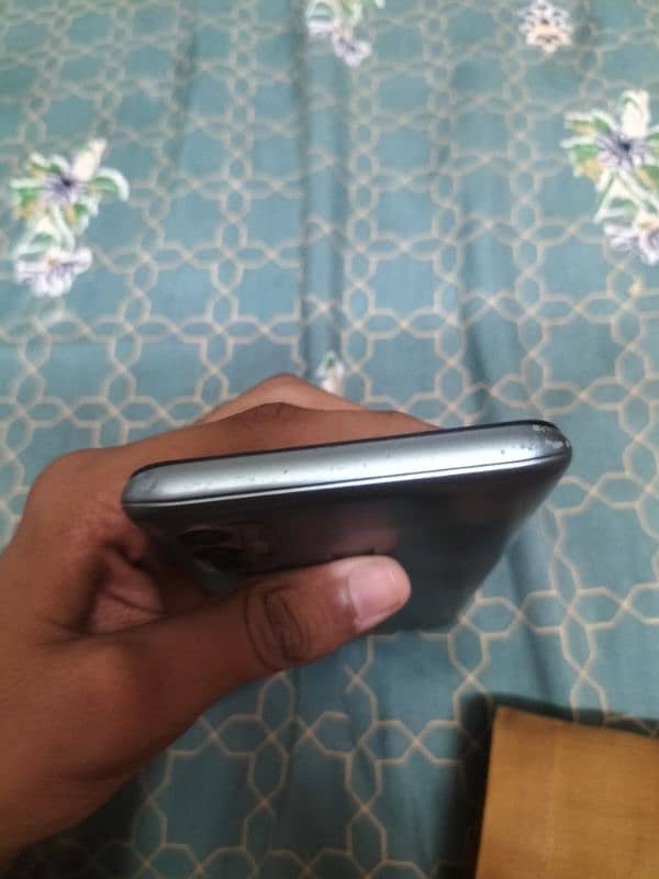 Tecno spark 7.4Ram 64 gb 10/8.5 condition 3