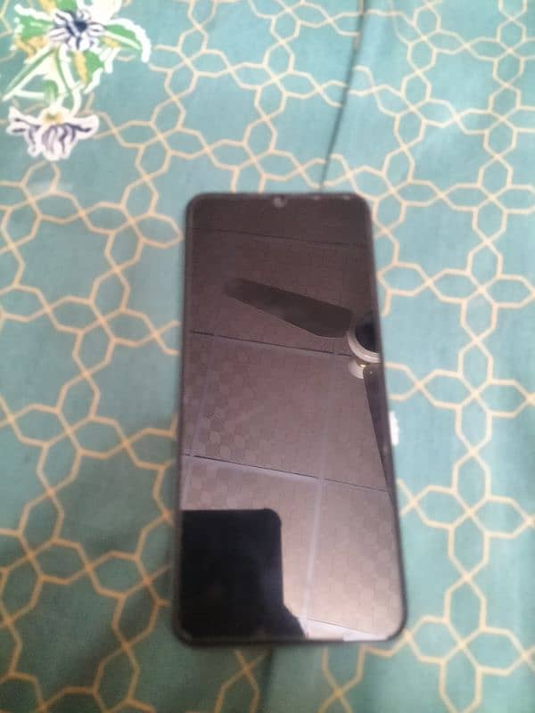 Tecno spark 7.4Ram 64 gb 10/8.5 condition 4