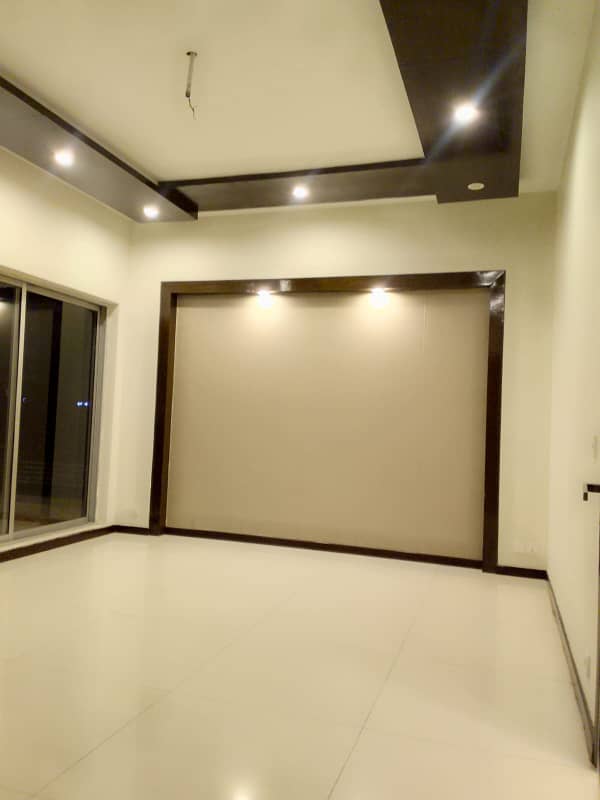 D H A Lahore 1 Kanal Brand New Mazher Munir Design House With 100% Original Pics Available For Rent 12