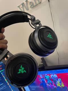 Razer Nari Ultimate Wireless Headphones with Box