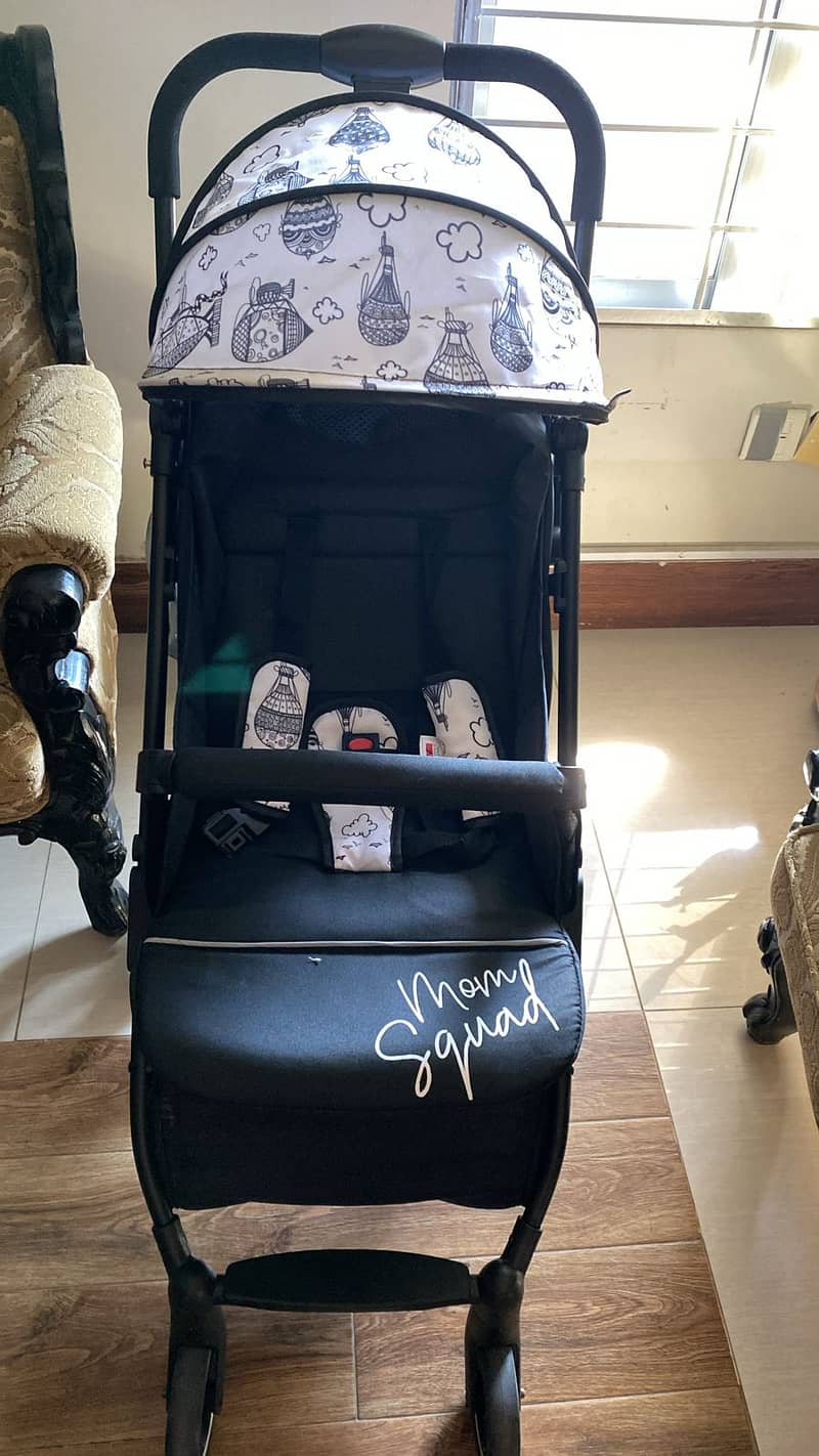 Lightweight, Portable baby stroller [Barely used] 1