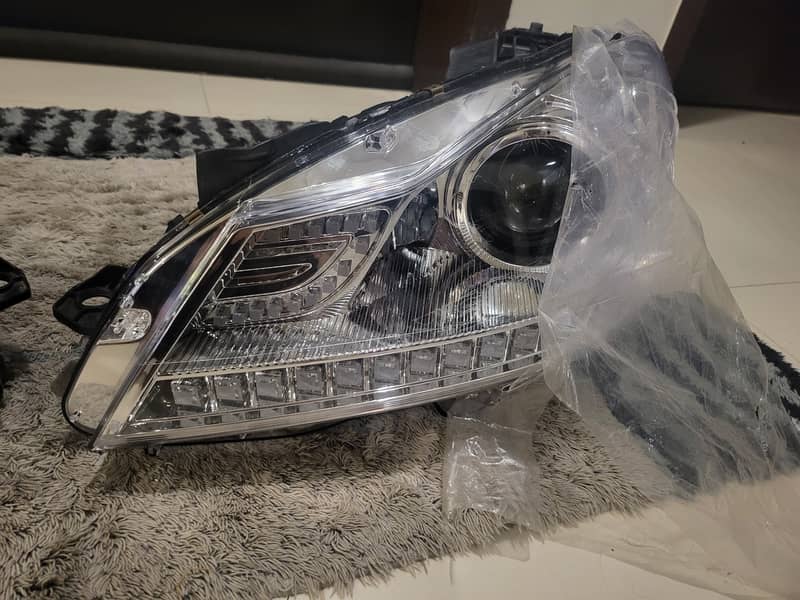 W204 C class Headlights Brand New. 10