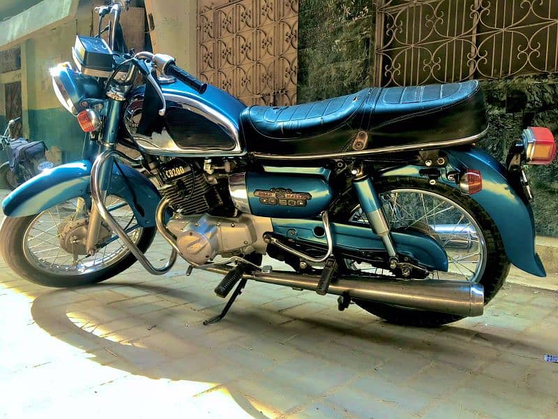 Honda CD 200 Road Master 3