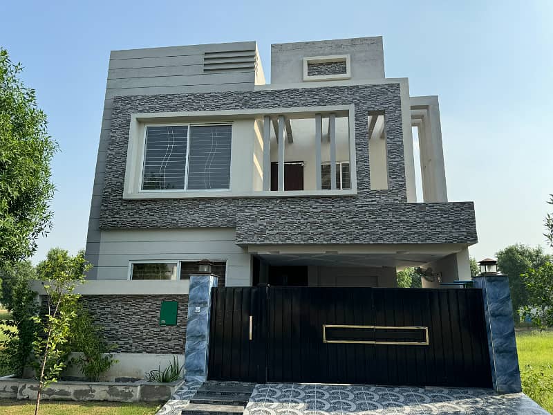 8 Marla New Designer House For Sale 0