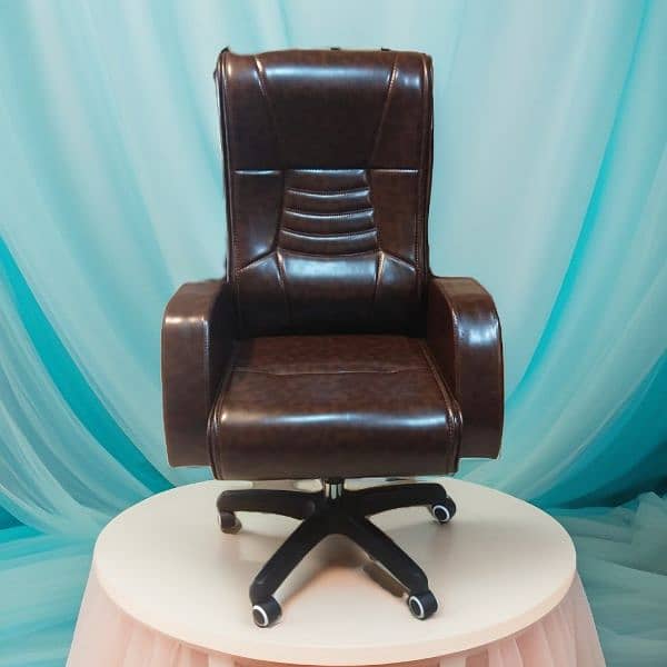 VIP office Boss revolving chair available at wholesale prices 5