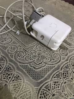 MacBook Air 2017 original charger