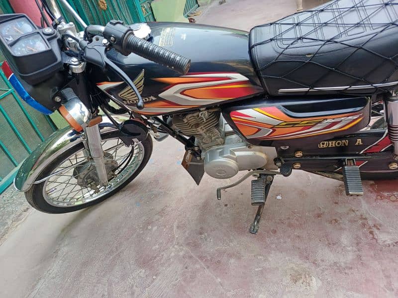 Honda 125 /Model 2022 /total genian 5