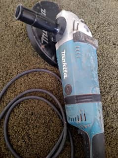 Makita GA 9030 Grinder