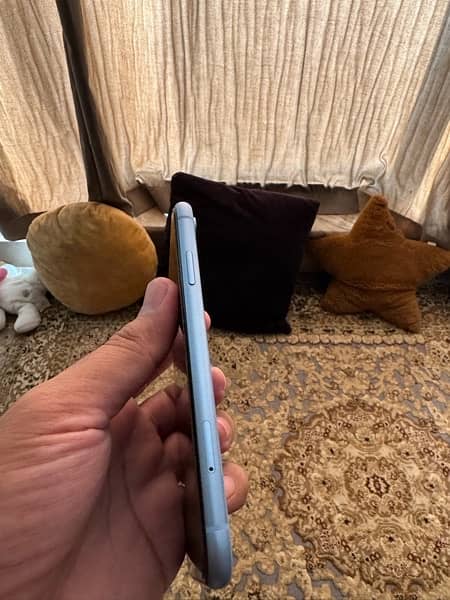 iPhone Xr 64GB BLUE PTA Approved 3