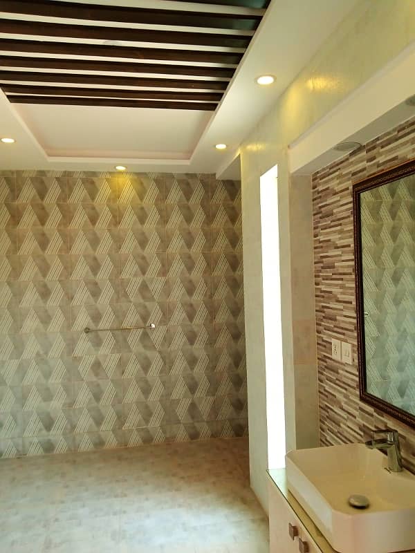 Defence Kanal Most Beautiful Designer Bungalow 5 Bed 230 Lakh 4