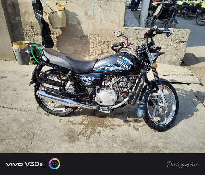 Suzuki gs 150se 5