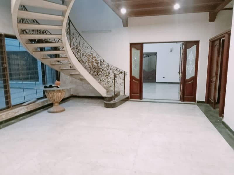 2 Kanal Stylish Bungalow Available For Sale 1