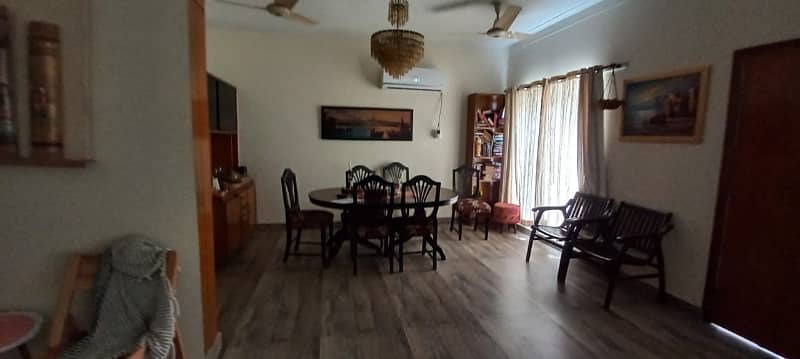 Kanal Lower Portion For Rent With Servant Quarter Sharing 3