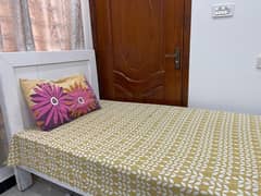 1 single bed without mattress 0