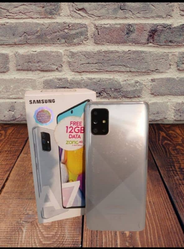 Samsung Galaxy A71 0