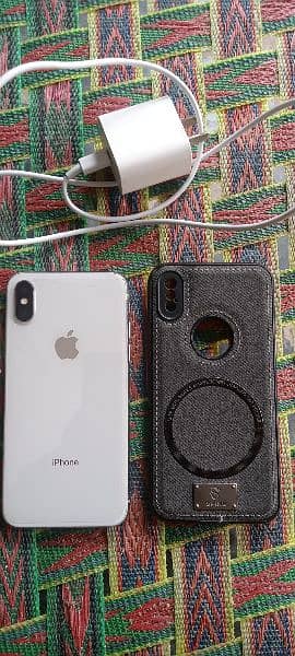 IPHONE X 256GB FOR SALE WHITE COLOR 3