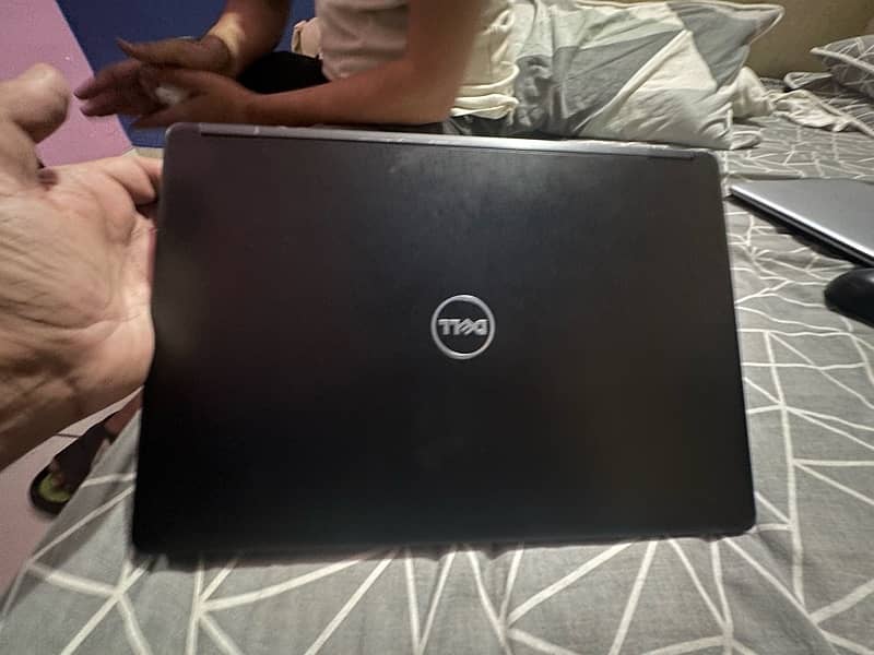 Dell  core i5 7th Gen 2.8Ghz 8 gb Ram5480 R HD Display 0