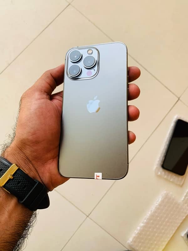 iPhone 13 Pro 2