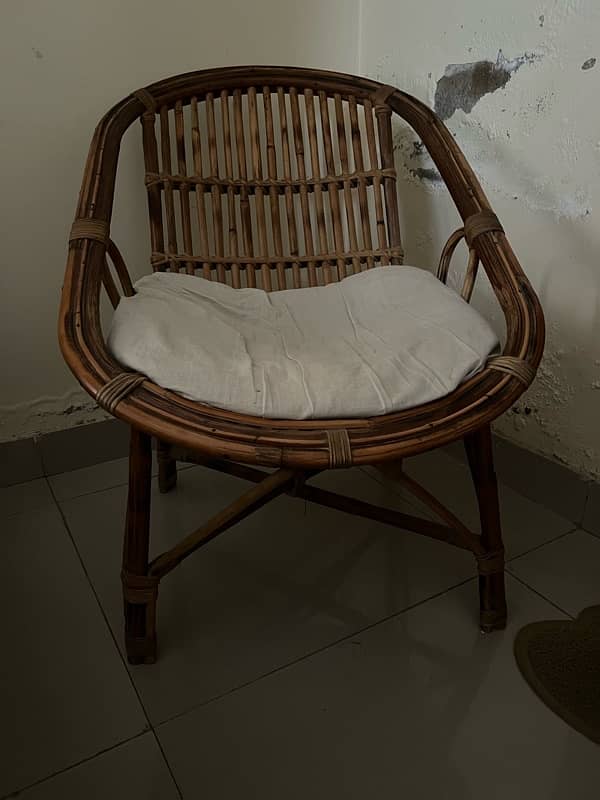 single indoor chair made of cane with cusion good condition for sale 3