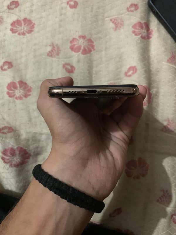 iphone xs 256 gb gold non pta 7