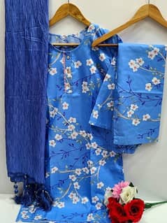 stitching cropping ky liya female ki need he Jo apny ghar py kam kry