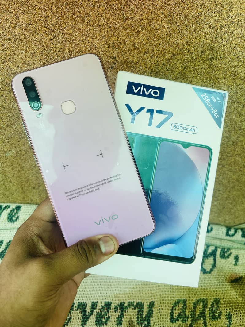 Vivo Y17 (8gb/256gb)urgent Sale. 0/3/0/7/4/5/8/8/8/8/6 1