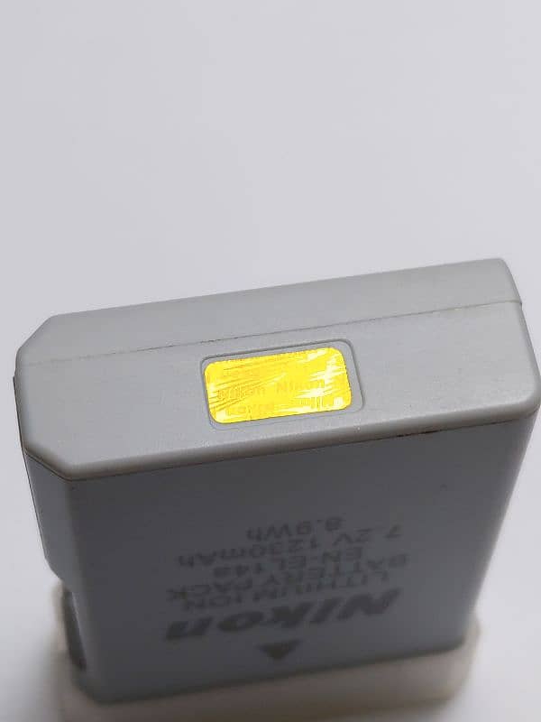 Nikon EnEl14a original battery 2